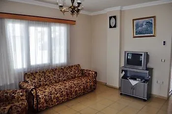 Lavinya Hotel