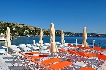 Hotel Lavinya